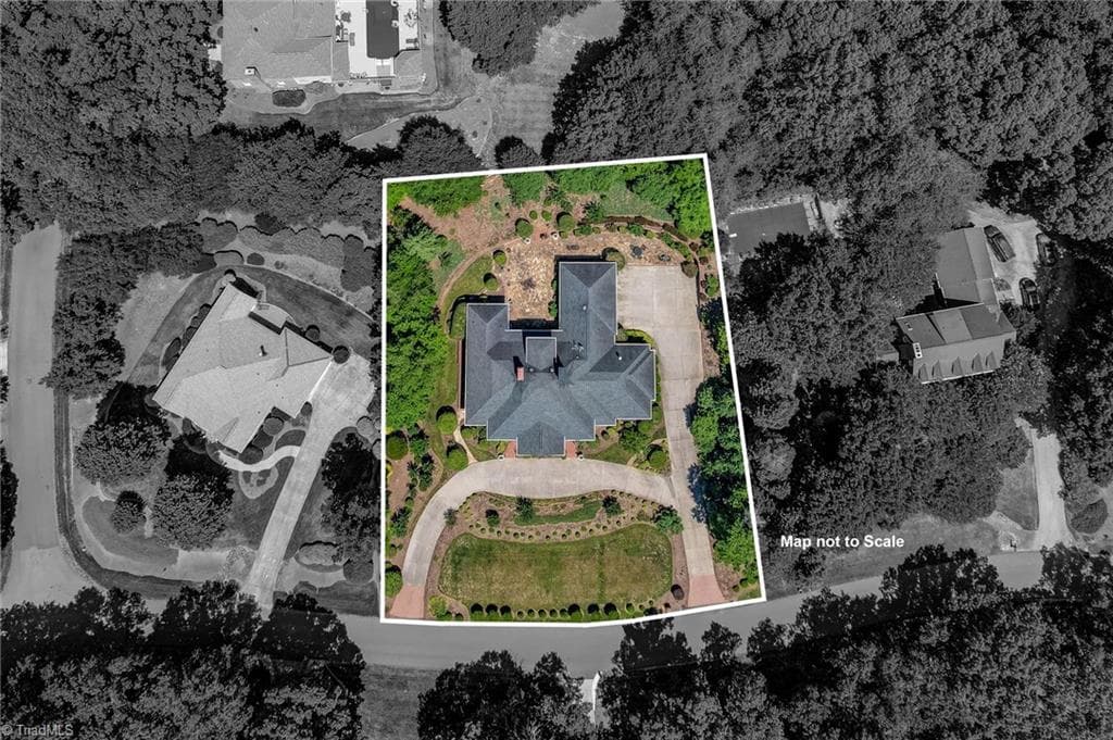 Stick/Site Built at 157 Oak Ridge Drive, Eden NC 27288, photo 4 of 50