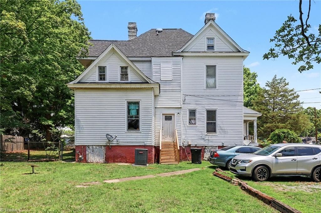 Stick/Site Built at 504 W Webb Avenue, Burlington NC 27217, Burlington, photo 12 of 28
