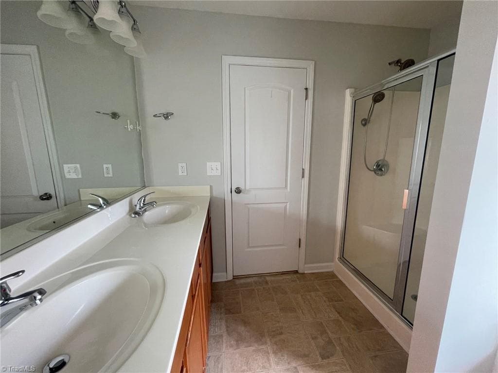 Stick/Site Built at 335 Summergate Drive, Winston-Salem NC 27103, Winston-Salem, photo 26 of 35