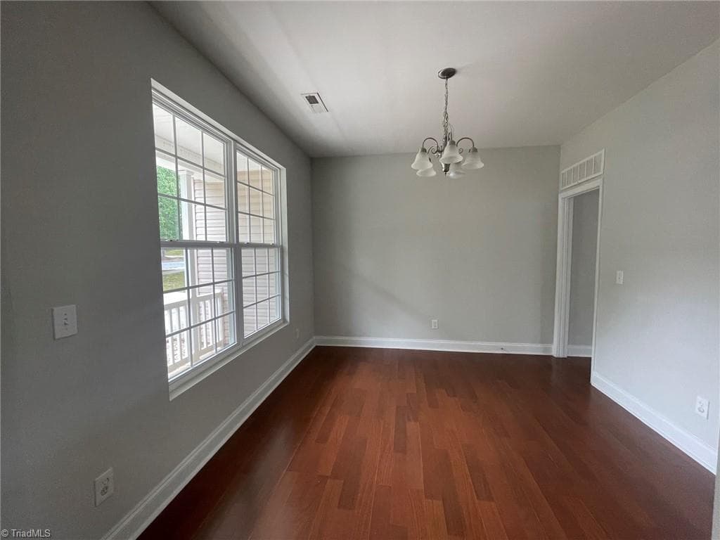 Stick/Site Built at 335 Summergate Drive, Winston-Salem NC 27103, Winston-Salem, photo 7 of 35