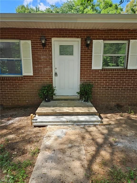 Stick/Site Built at 3298 E NC Highway 89 E, Walnut Cove NC 27052, Walnut Cove, photo 3 of 20