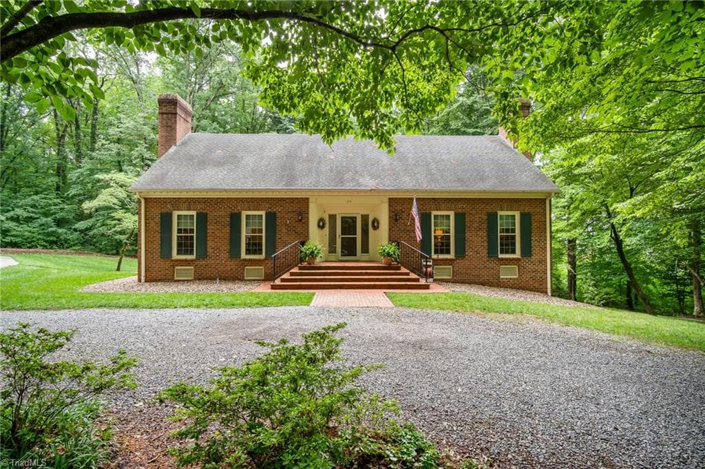 175 Huntington Trail, Lexington NC 27295