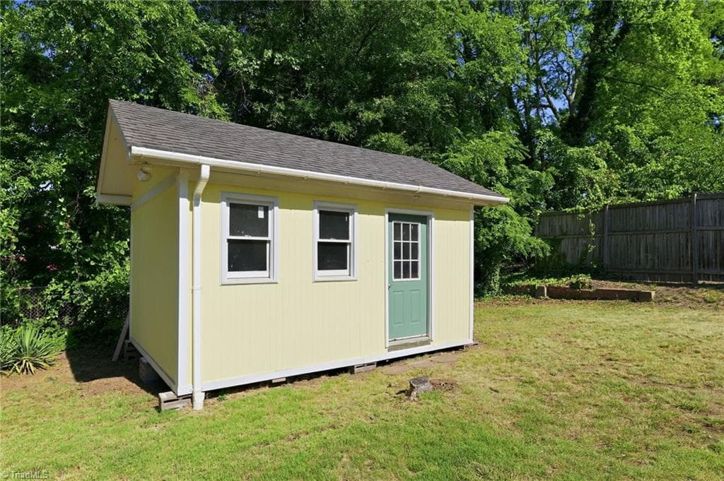 Stick/Site Built at 511 Boone Road, Eden NC 27288, photo 28 of 38