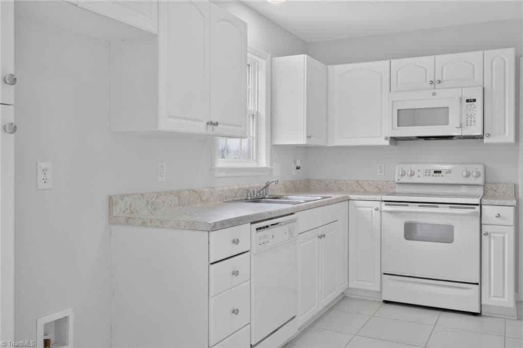 Stick/Site Built at 373 Sailway Road, Winston-Salem NC 27127, Winston-Salem, photo 4 of 14