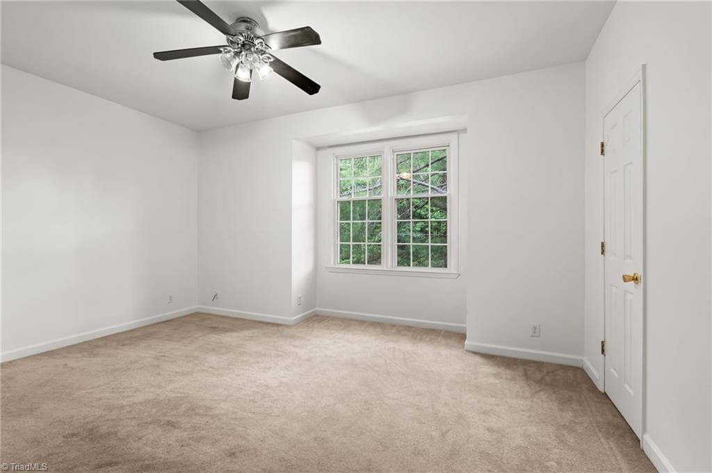 Stick/Site Built at 310 Meadows Circle, Winston-Salem NC 27104, Winston-Salem, photo 14 of 31