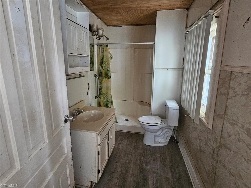 Stick/Site Built at 223 Lawsonville Avenue, Reidsville NC 27320, photo 10 of 15