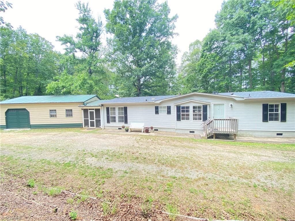 1188 Kallam Road, Sandy Ridge NC 27046