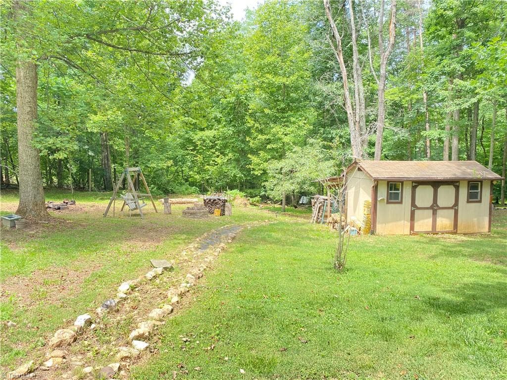 Manufactured Home at 1188 Kallam Road, Sandy Ridge NC 27046, photo 30 of 31