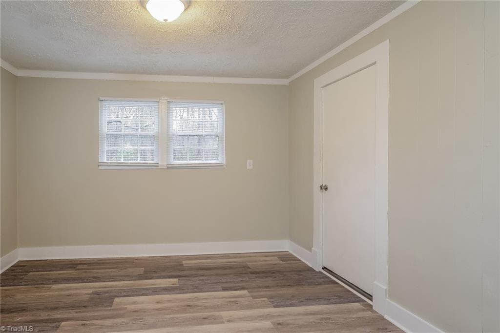 Stick/Site Built at 351 S Scientific Street, High Point NC 27260, photo 11 of 16
