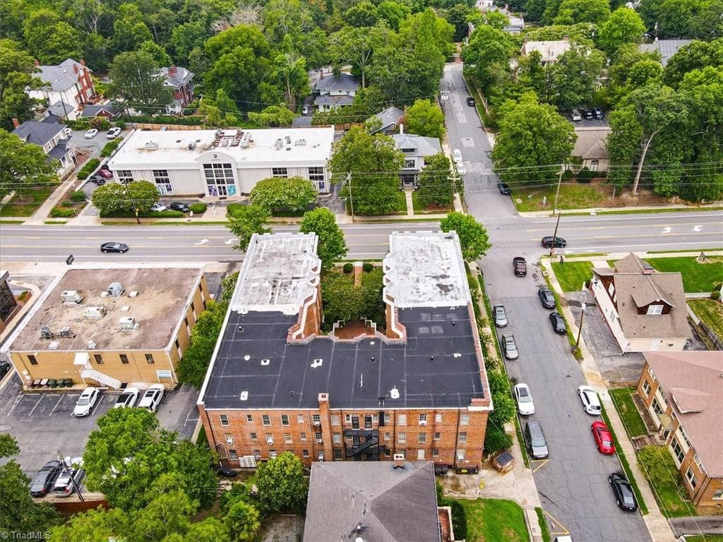 Stick/Site Built at 828 N Elm Street # E4, Greensboro NC 27401, photo 9 of 31