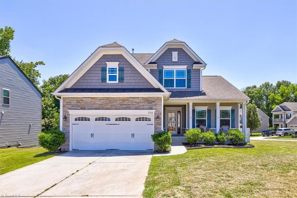 2504 Steep Oak Court, High Point NC 27265