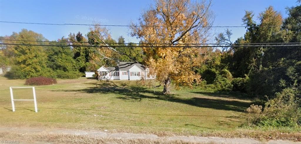 3759 Reynolda Road, Winston-Salem NC 27106