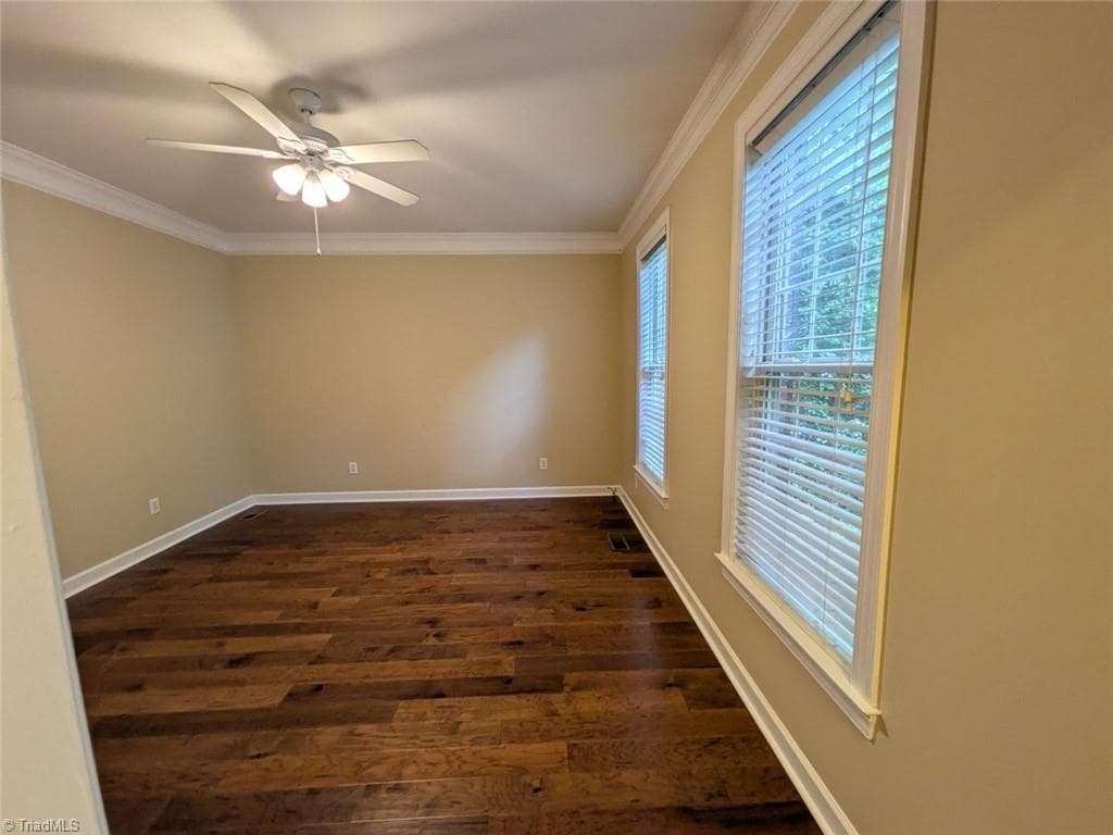 Stick/Site Built at 1702 Lakeland Point, High Point NC 27265, photo 6 of 50