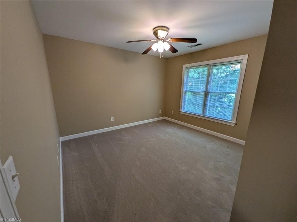 Stick/Site Built at 1702 Lakeland Point, High Point NC 27265, photo 24 of 50