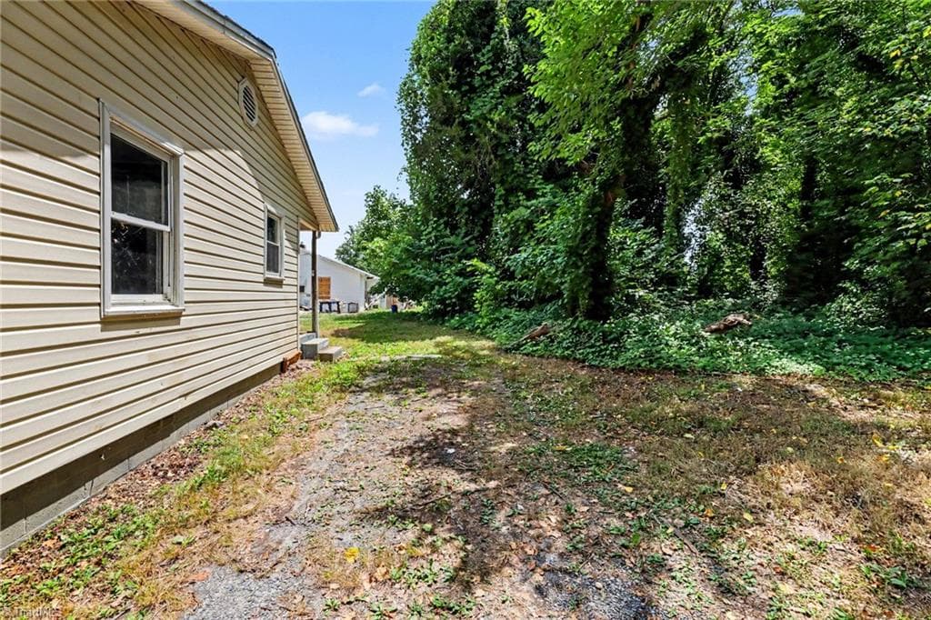 Stick/Site Built at 125 Scott Street, Reidsville NC 27320, Reidsville, photo 37 of 64