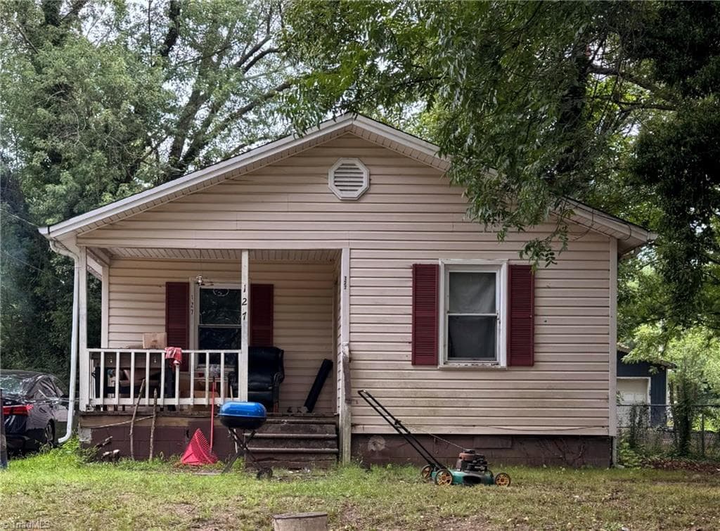 127 Scott Street, Reidsville NC 27320