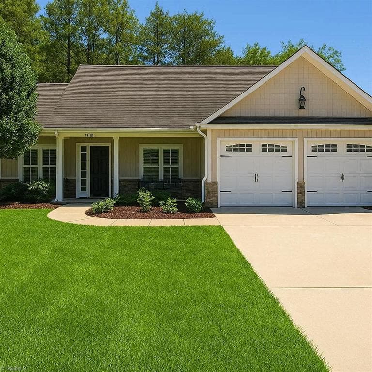 2100 Waterford Pointe Road, Lexington NC 27292
