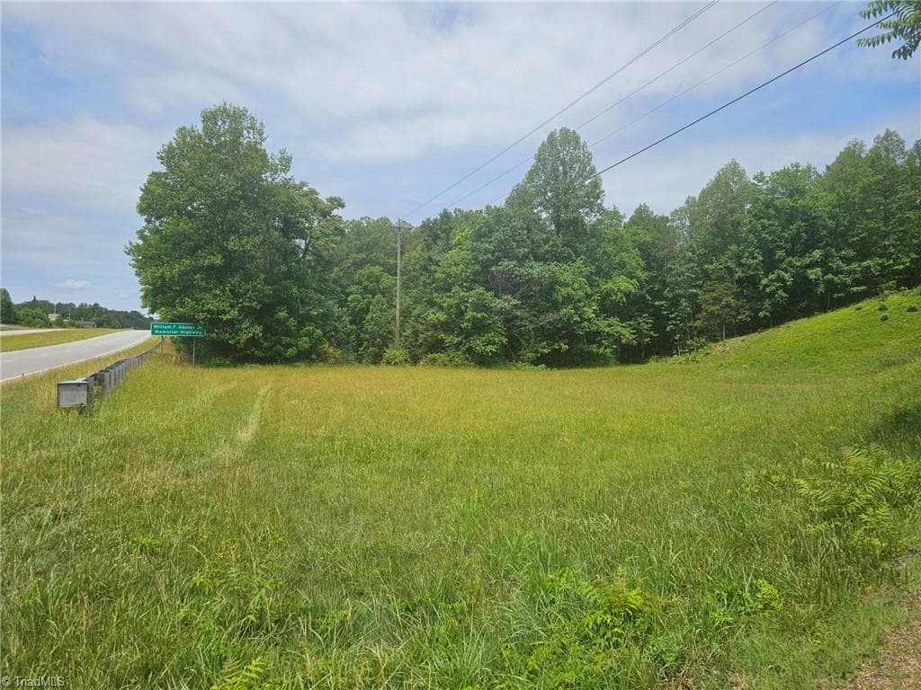 Remarks at 5622 W US Highway 421, Wilkesboro NC 28697, photo 3 of 16