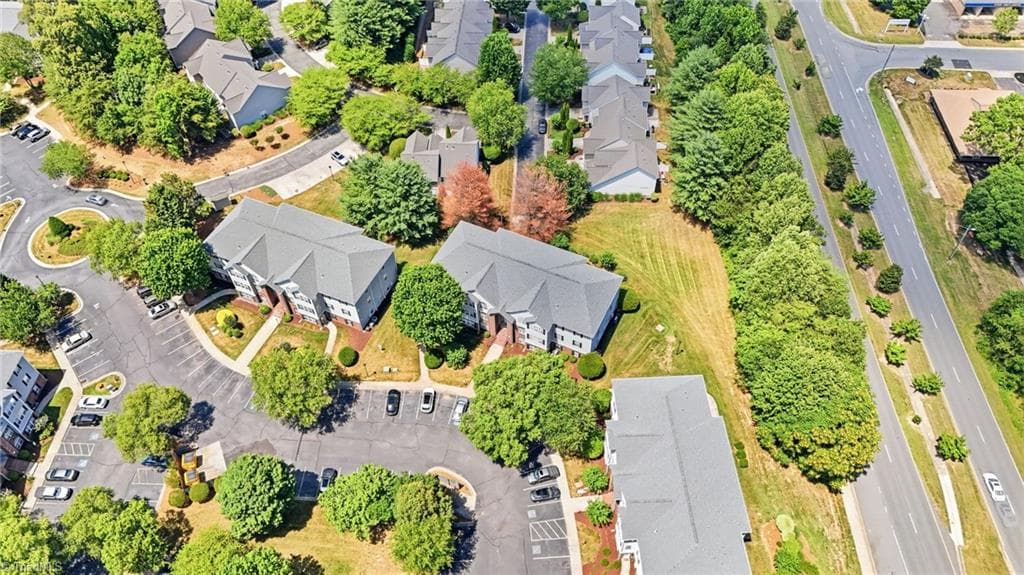 Stick/Site Built at 734 Scholastic Court, Winston-Salem NC 27106, Winston-Salem, photo 32 of 37