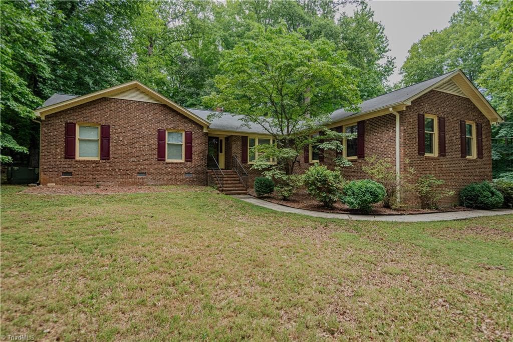 2603 Crescent Hill Drive, Mebane NC 27302