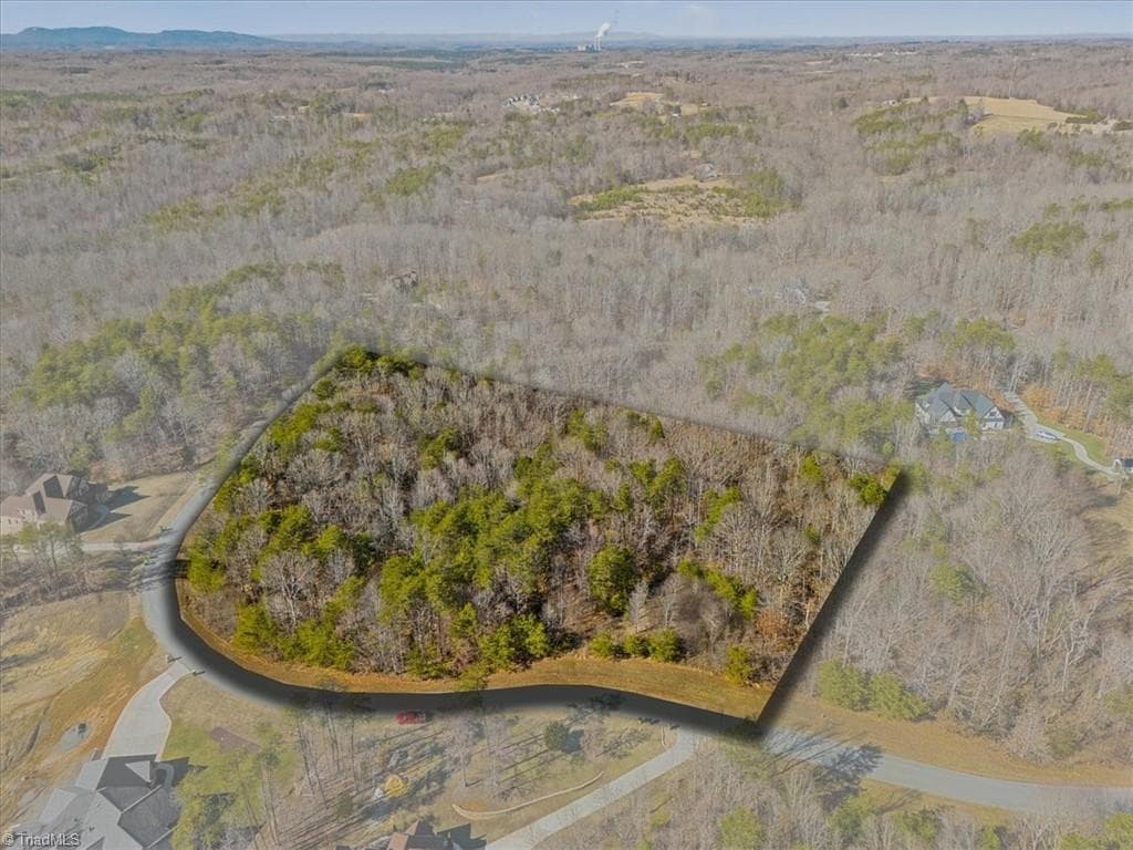 Single Family Residence at 7350 Hidden View Drive, Oak Ridge NC 27310, photo 2 of 14