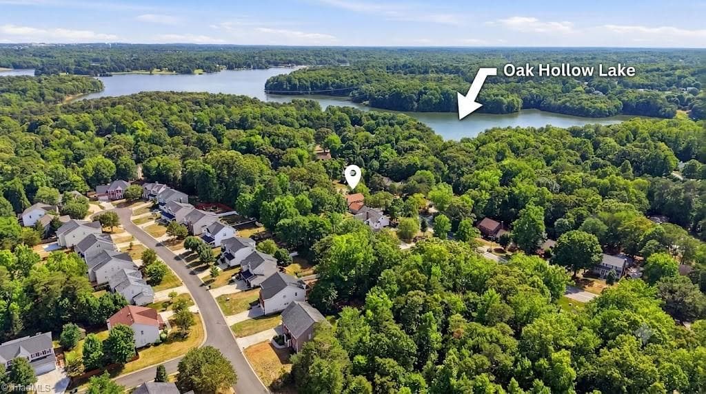 Stick/Site Built at 4518 Oak Hollow Drive, High Point NC 27265, photo 3 of 30