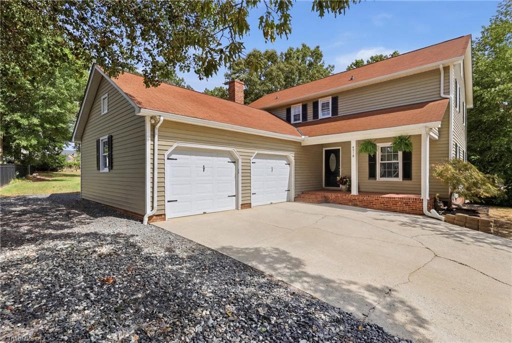 4518 Oak Hollow Drive, High Point NC 27265