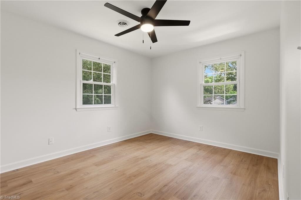 Stick/Site Built at 4518 Oak Hollow Drive, High Point NC 27265, photo 21 of 30