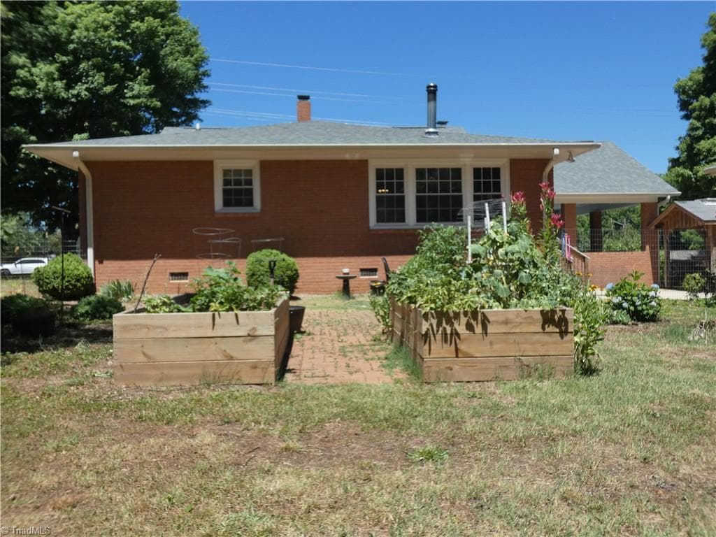 Stick/Site Built at 1239 Fairview Drive, Lexington NC 27292, Lexington, photo 26 of 33
