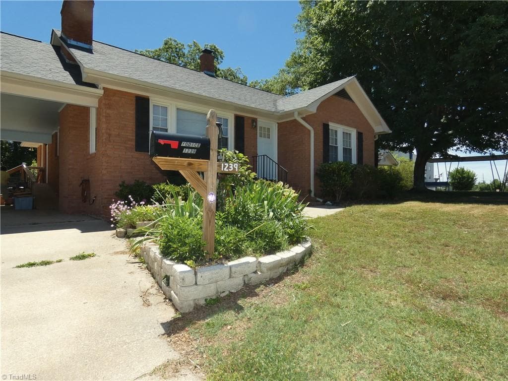 Stick/Site Built at 1239 Fairview Drive, Lexington NC 27292, Lexington, photo 22 of 33