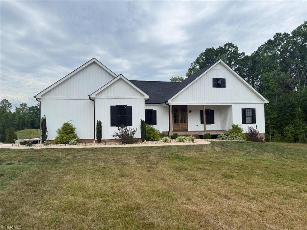 Stick/Site Built at 2498 Settle Bridge Road, Stoneville NC 27048, photo 4 of 32