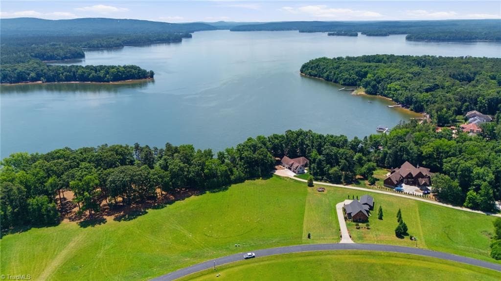 Single Family Residence at 206 Kendricks Cove, Lexington NC 27292, Lexington, photo 3 of 26