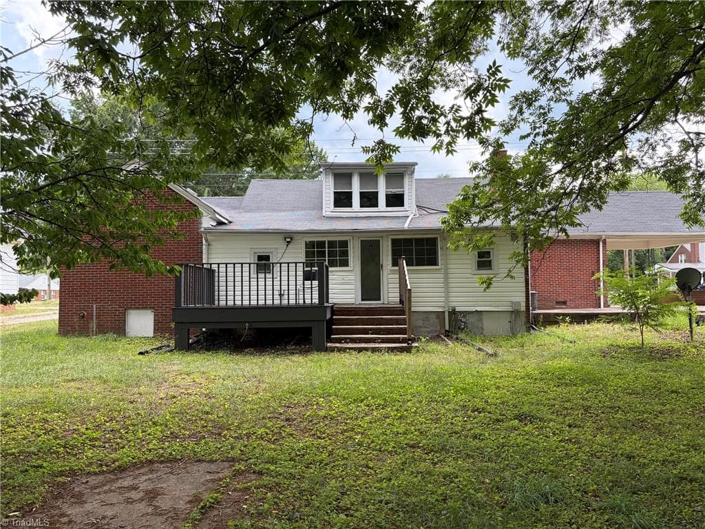 Stick/Site Built at 992 Main Street, Yanceyville NC 27379, photo 27 of 28