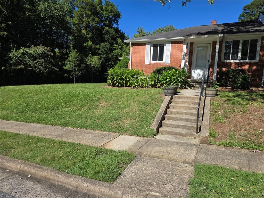 568 Overlook Street, Greensboro NC 27403