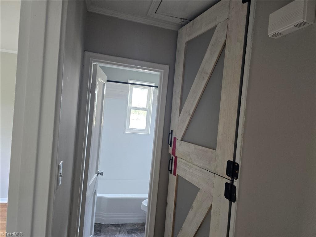 Stick/Site Built at 568 Overlook Street, Greensboro NC 27403, photo 14 of 46
