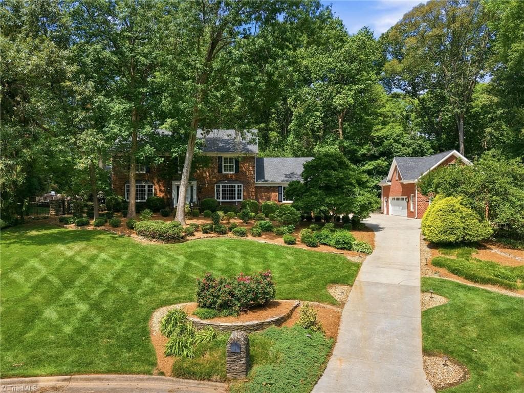 Stick/Site Built at 3 Bryan Court, Greensboro NC 27408, photo 2 of 36
