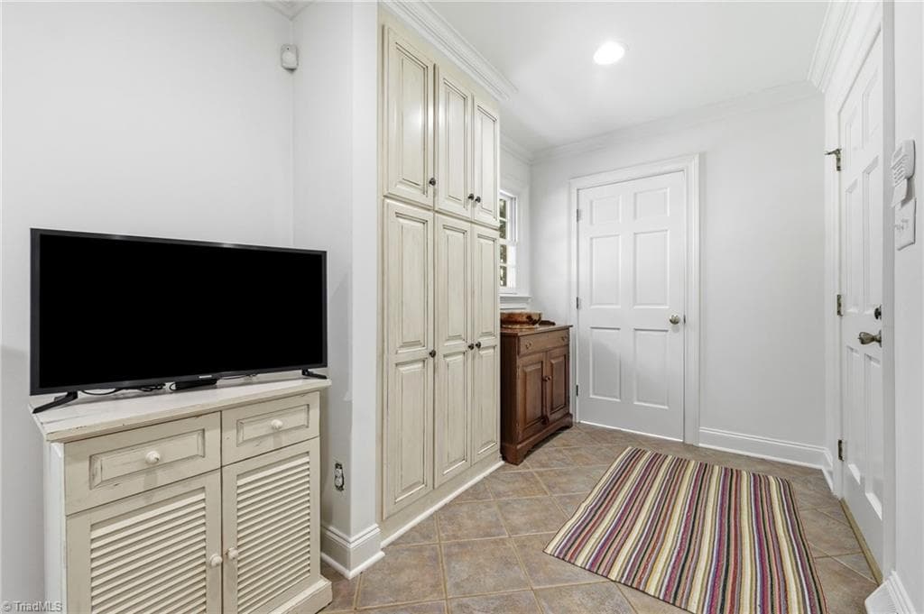 Stick/Site Built at 3 Bryan Court, Greensboro NC 27408, photo 13 of 36