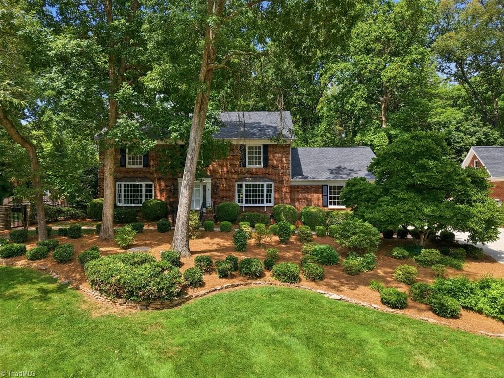 3 Bryan Court, Greensboro NC 27408