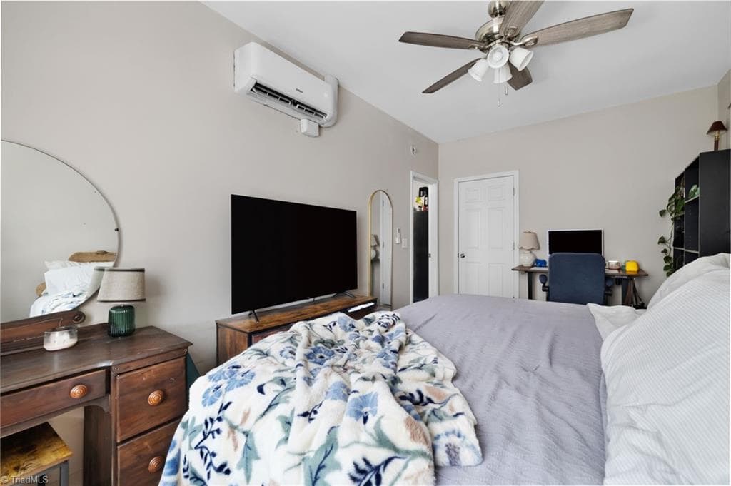 Investment at 641 Washington Street, Eden NC 27288, photo 14 of 49