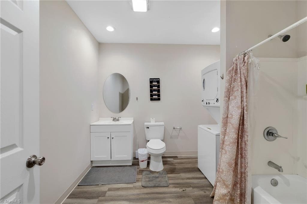 Investment at 637 Washington Street, Eden NC 27288, Eden, photo 11 of 16