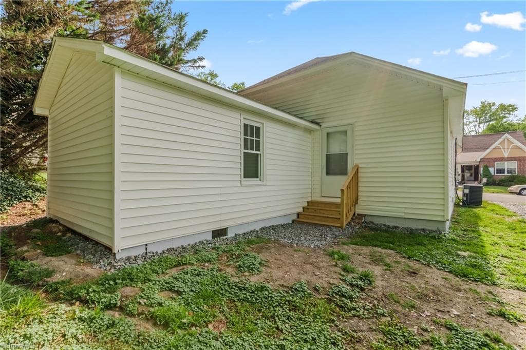 Stick/Site Built at 413 Junction Street, Mount Airy NC 27030, photo 29 of 30