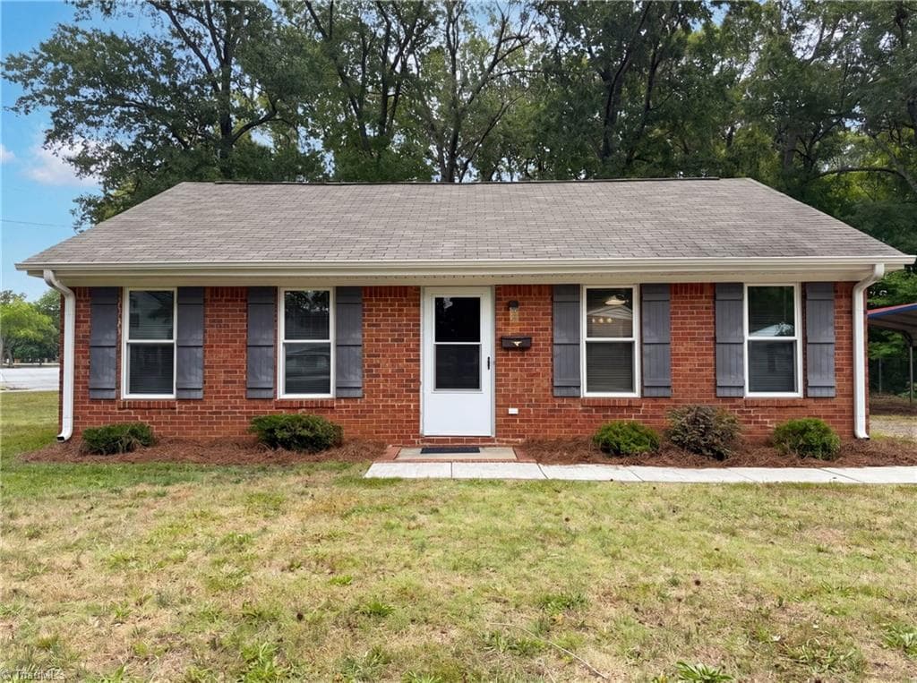 304 Field Street, Graham NC 27253