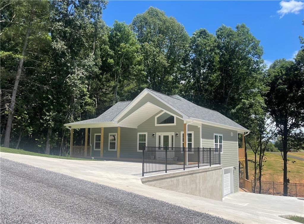 177 Linda Carol Avenue, Wilkesboro NC 28697