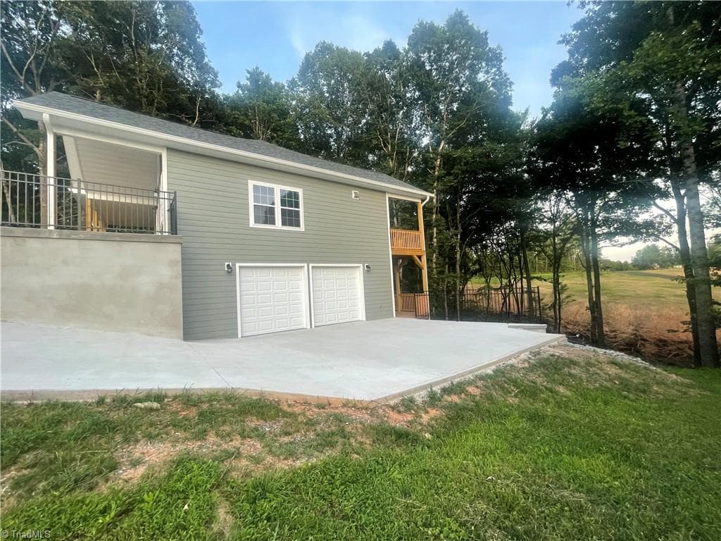 Stick/Site Built at 177 Linda Carol Avenue, Wilkesboro NC 28697, Wilkesboro, photo 81 of 88