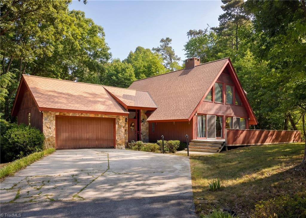 812 NC Highway 62 W, Greensboro NC 27406
