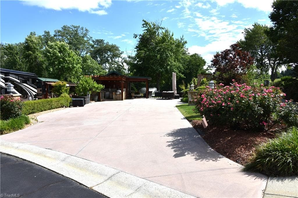 Resort at 2524 Edmonds Road # 33, Galax VA 24333, Galax, photo 15 of 19