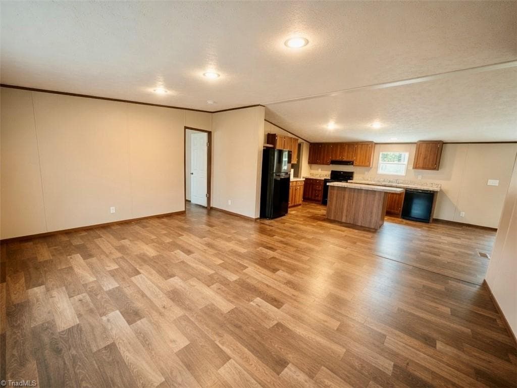 Manufactured Home at 810 Hatchett Road, Yanceyville NC 27379, photo 5 of 21