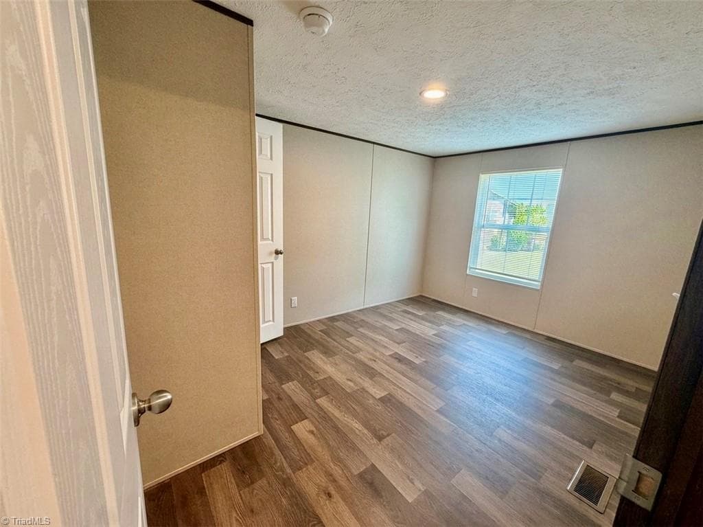 Manufactured Home at 810 Hatchett Road, Yanceyville NC 27379, photo 15 of 21