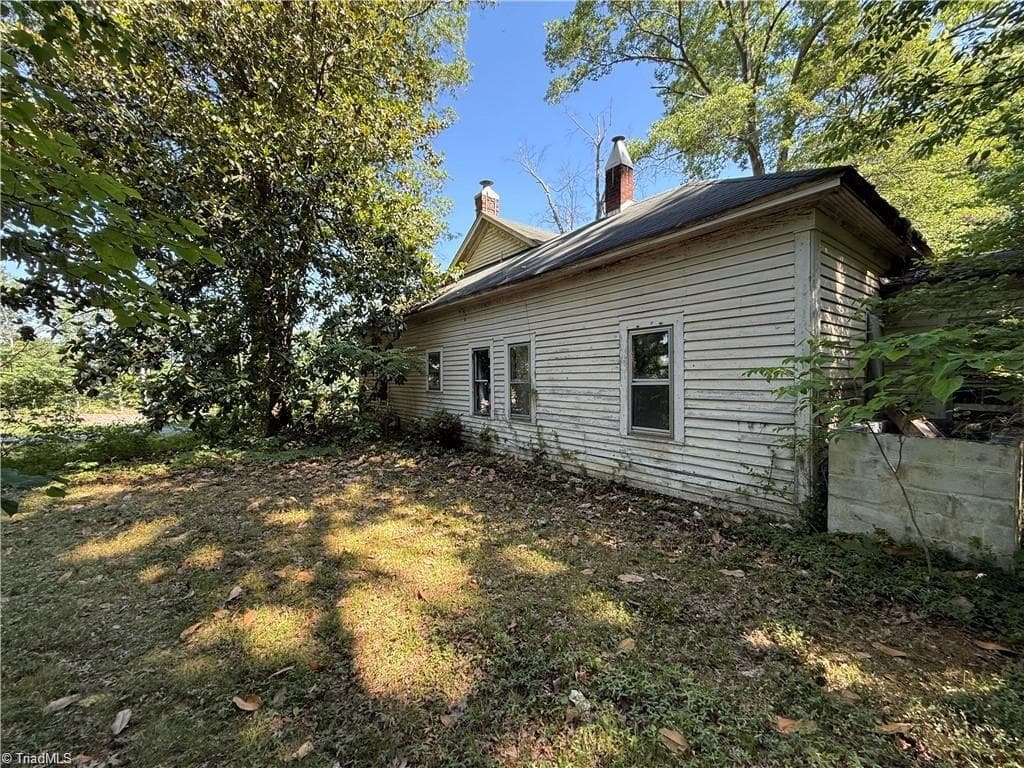 Stick/Site Built at 607 Kirby Road, King NC 27021, King, photo 5 of 50
