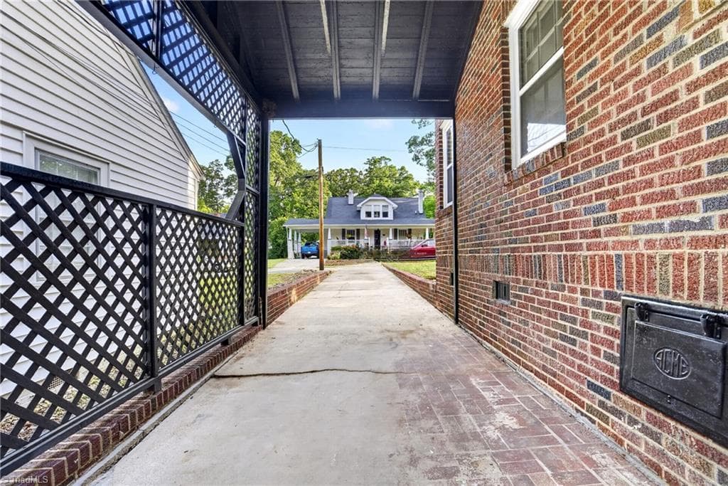 Stick/Site Built at 405 Spring Street, Thomasville NC 27360, photo 33 of 42